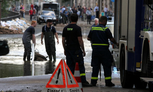 THW-Einsatzkräfte beim Hochwasser (Archiv)