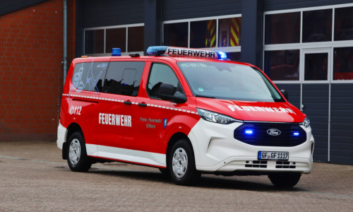Basis des neuen Einsatzfahrzeuges ist ein Ford Custom 320 mit 170 PS. 