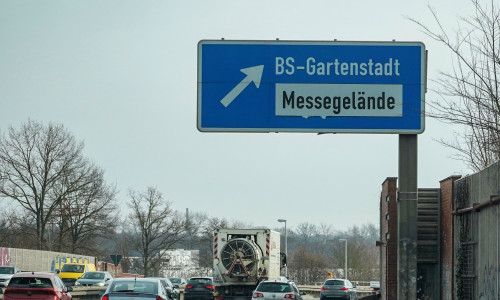 Ausfahrt Messegelände: Ende Mai findet dort wieder die "Harz und Heide" statt.