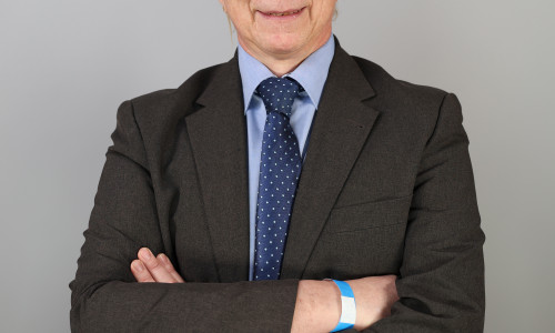 Jürgen Meywirth kandidiert für das Amt des Samtgemeindebürgermeisters in Isenbüttel.