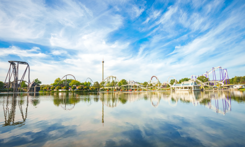Seeblick auf den Freizeitpark.