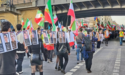Demo für Regime-Wechsel im Iran (Archiv)