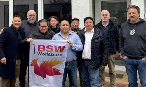 Mitglieder und Kandidaten des BSW bei der Aufstellungsversammlung am 28. März 2026 in Wolfsburg.