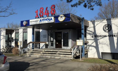 Im 1848 bietet jetzt das Athena mediterrane Küche an.