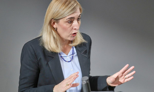 Nina Warken am 27.02.2026