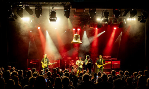 Hellfire - A Tribute to AC/DC brachte das Westand zum Kochen.