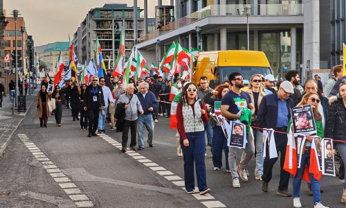 Demo für Regime-Wechsel im Iran (Archiv)
