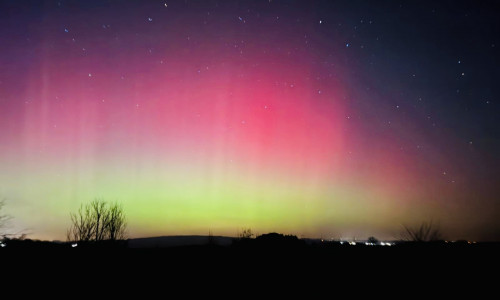 Erst im Januar tauchten Polarlichter den Himmel in ein buntes Farbenmeer.