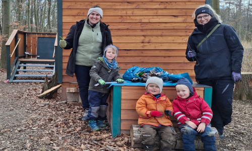 Fleißige Helfer der Kita Am Hopfengarten.