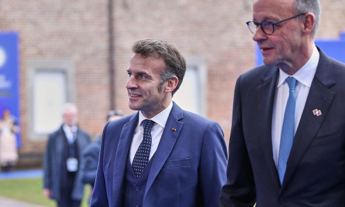 Emmanuel Macron und Friedrich Merz (Archiv)