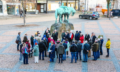 Im Februar fand ein Stadtspaziergang über den Stadtmarkt statt.