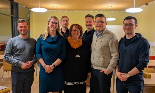 Der neu gewählte Vorstand: Vincent Schwarz, Christina Balder, Kevin Gewalt, Bettina Otte-Kotulla, Pierre Balder, Björn Försterling, Max Weitemeier 