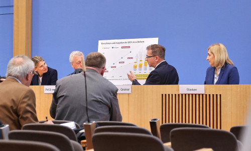 Gesundheits-Kommission legt Vorschläge vor am 30.03.2026