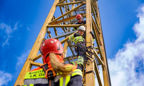 Fortbildung zur Absturzsicherung bei der Kreisfeuerwehr Landkreis Oldenburg (Archiv)