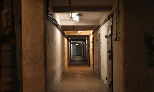 Zellentrakt im Stasi-Gefängnis Hohenschönhausen (Archiv)