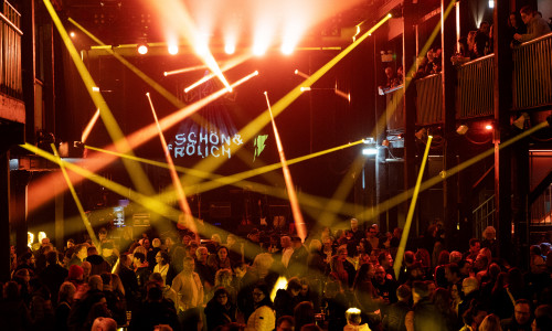 Die Eröffnungsparty des "Schön & Frölich" versprach bereits viele weitere lange Partynächte.