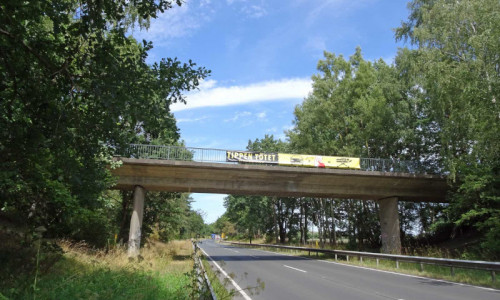 An dieser Brücke an der B188 kommt es zu Sanierungsarbeiten.