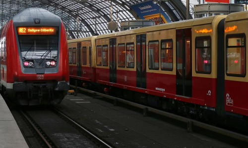 Regionalzug und S-Bahn (Archiv)