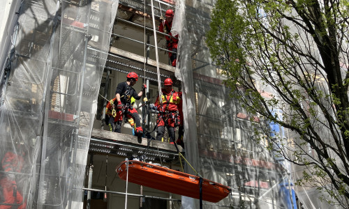 Die Höhenretter der Feuerwehr Braunschweig konnten den Verunglückten retten.
