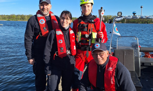 Eine Bootsfahrt über den Tankumsee war Teil der Tour.