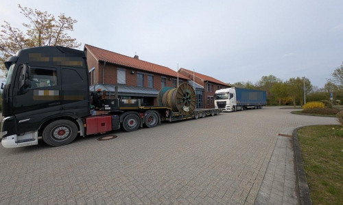 Der überladene Sattelzug (Archiv)