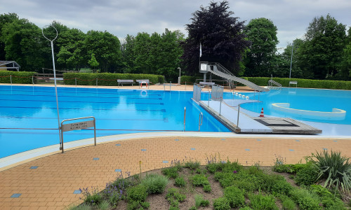 Im Mai öffnet das Freibad am Elm in diesem Jahr zum ersten Mal sein Eingangstor für Badefreudige.