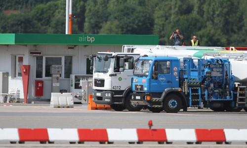 Kerosin-Tankstelle (Archiv)