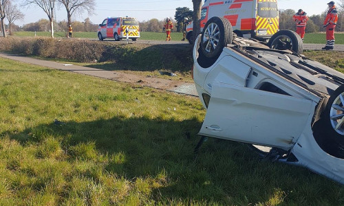 Verkehrsunfall mit einer leicht verletzten Person auf der L 515 zwischen Bredelem und Langelsheim (Archiv)