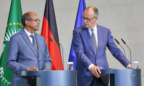 Mahmoud Ali Youssouf und Friedrich Merz am 14.04.2026