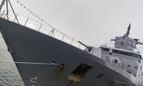 Deutsches Kriegsschiff (Archiv)