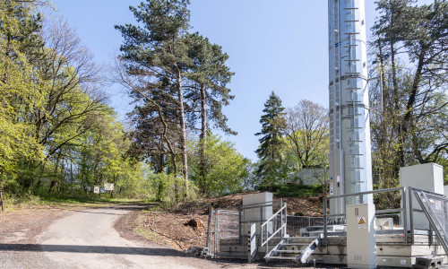 Der Funkmast war frei zugänglich.