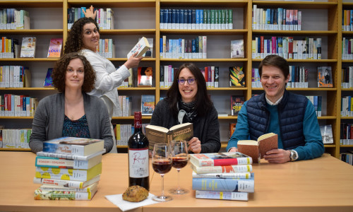 Das Team der Stadtbibliothek freut sich auf die Buchvorstellungen im Rahmen der beliebten Reihe „Literarisches und Kulinarisches“ in der Stadtbibliothek in Lebenstedt und Salzgitter-Bad.