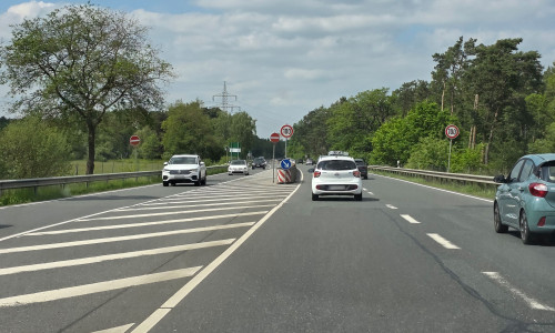 Hier geht es um die Stadt Gifhorn herum bereits vierspurig voran, so soll es künftig auch südlich in Richtung Braunschweig aussehen.