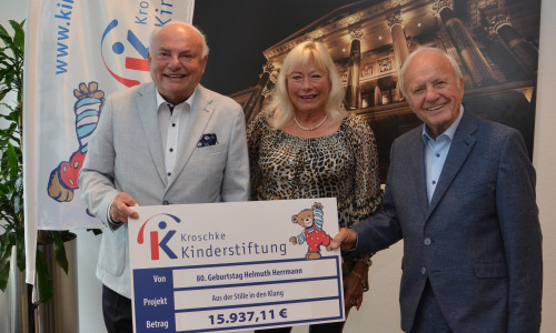 Helmuth Herrmann (li.), Ingeborg Herrmann und Klaus Kroschke.