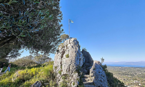 Fahne von Griechenland auf Korfu (Archiv)