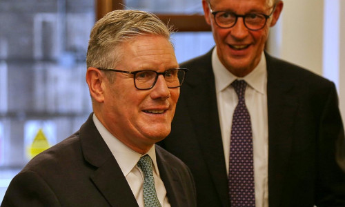 Keir Starmer und Friedrich Merz (Archiv)