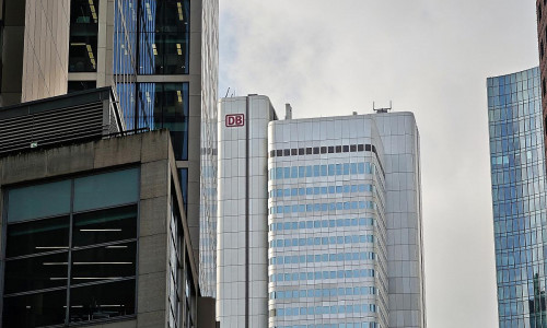 Büroturm der Deutschen Bahn (Archiv)