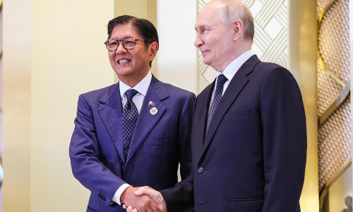 Ferdinand Marcos Jr. und Wladimir Putin bei einem Gipfeltreffen in Kasan im Juni 2026