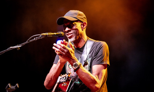 Der US‑amerikanische Bluesmusiker Keb’ Mo’.