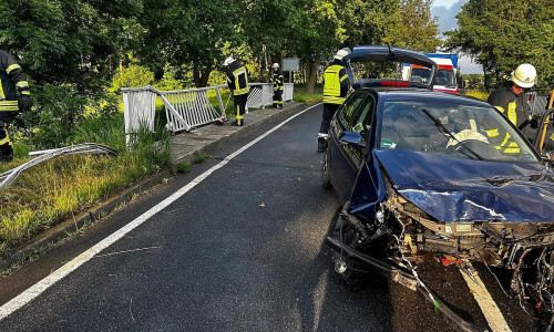 Das verunfallte Fahrzeug (Archiv)