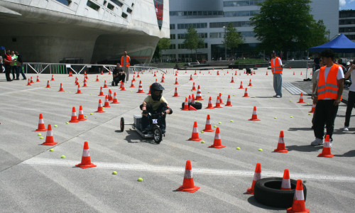 In den Wettbewerbsdisziplinen Sprint, Parcours und Ausdauer mussten die Teams zeigen, wie zuverlässig und leistungsfähig ihre Fahrzeuge sind.