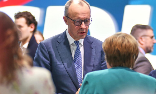 Friedrich Merz und Angela Merkel (Archiv)