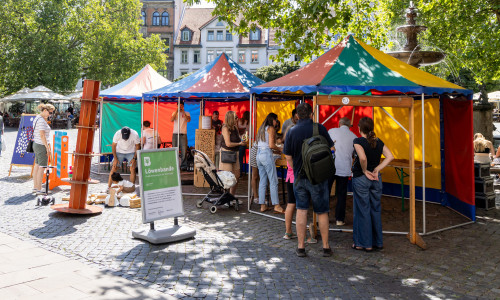 Die Löwenbande lädt noch zweimal samstags zum Spielen und Basteln auf den Kohlmarkt ein.