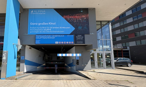 Die Tiefgarage am Wolfsburger Hauptbahnhof.