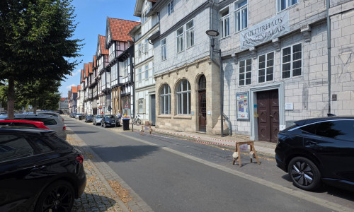 Hier soll ein sogenanntes Parklett entstehen.