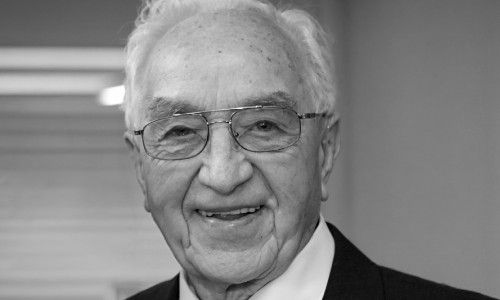 Josef Schmidt ist im Alter von 102 Jahren jetzt verstorben.
