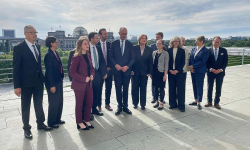 Übergabe des Berichts der Rentenkommission (Archiv)