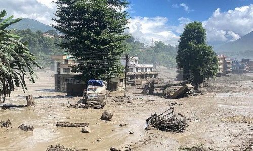 Sturzflut an der Grenze zwischen China und Nepal am 26.08.2026