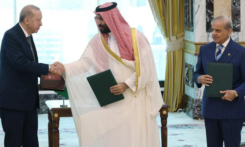 Türkei, Saudi-Arabien und Pakistan unterzeichnen trilaterales Verteidigungsabkommen in Mekka am 07.08.2026