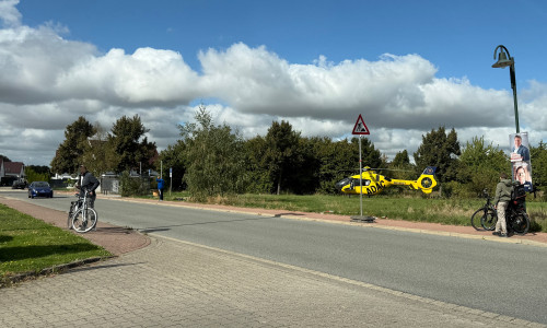 Der Rettungshubschrauber Christoph 30 landete beim Einkaufszentrum in Lengede. 